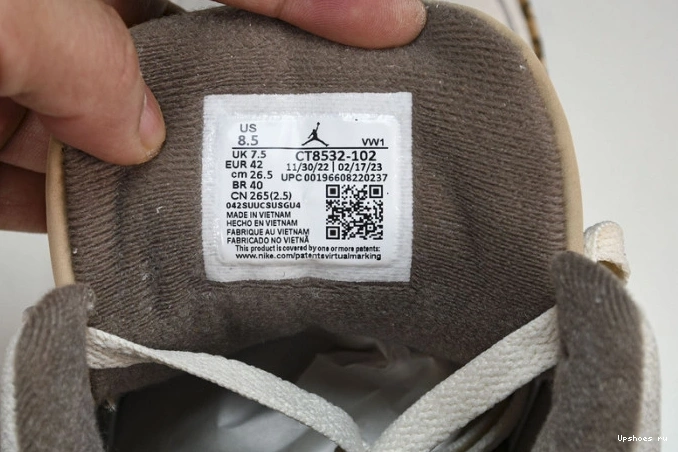   CT8532-102 Palomino Jordan 3 Retro 0323